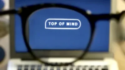 topofmind-logo-laptop-screen